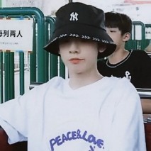 ⁴小び左咩.