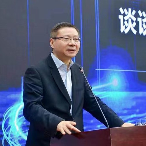 张维为