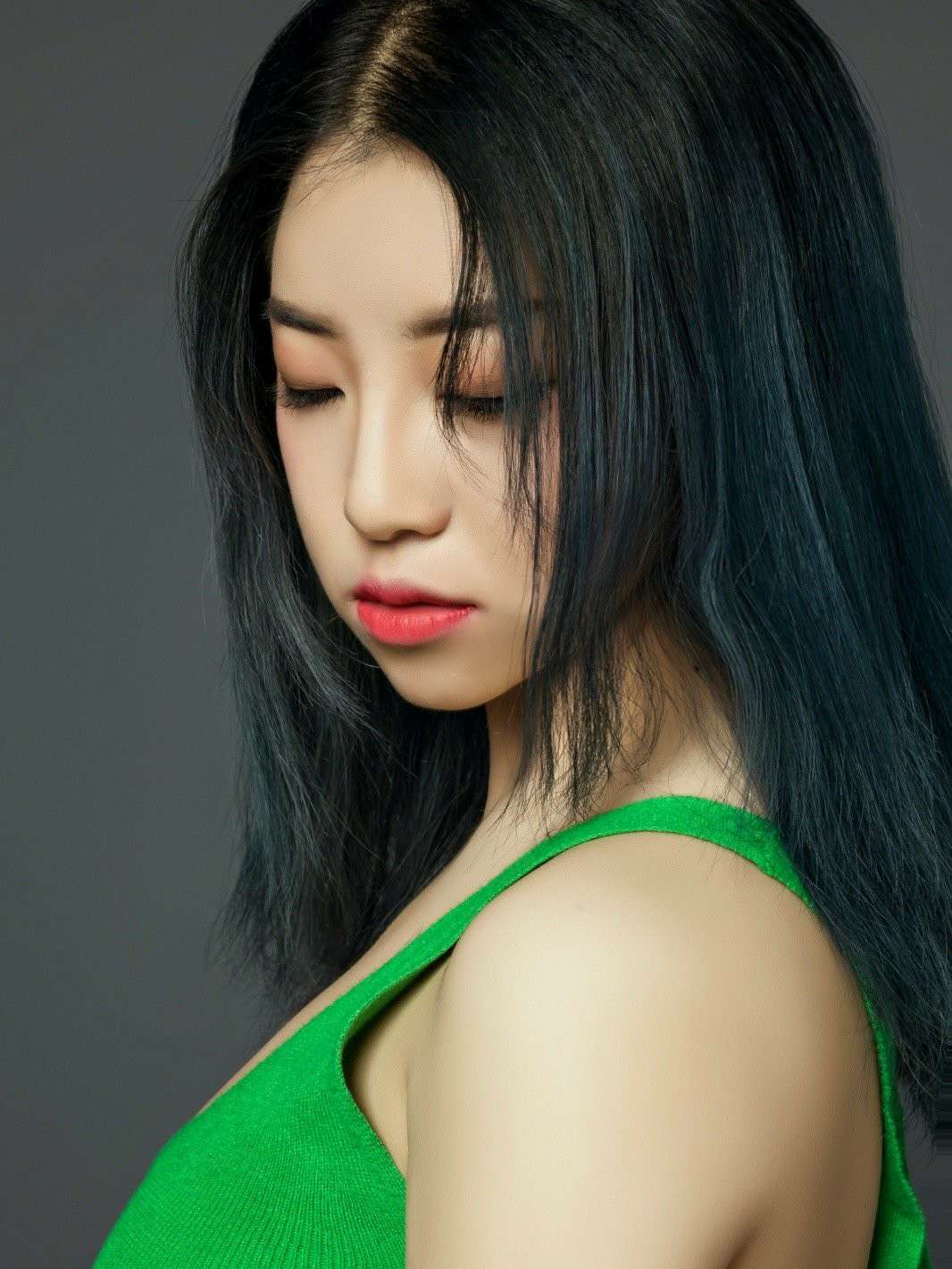 聂香