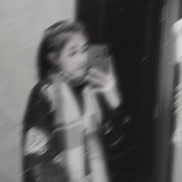 遥遥江上客