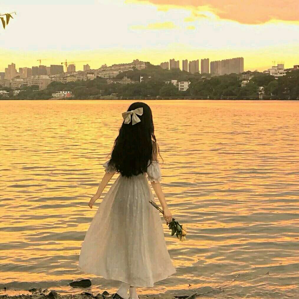 我还爱他呀