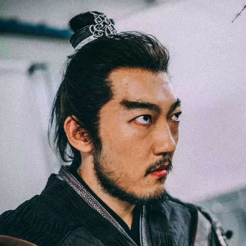 尉迟源