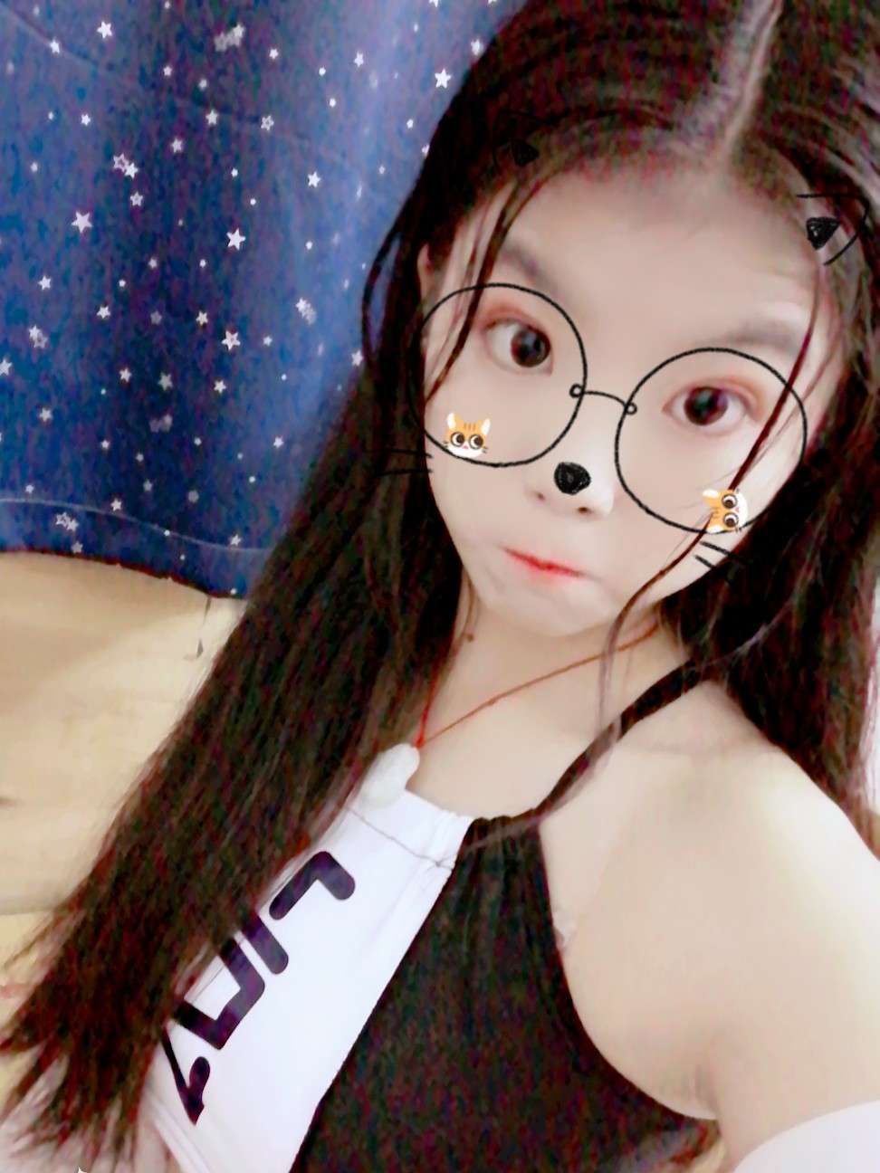 李艳艳