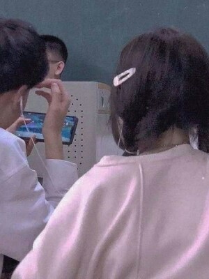 堇眠.