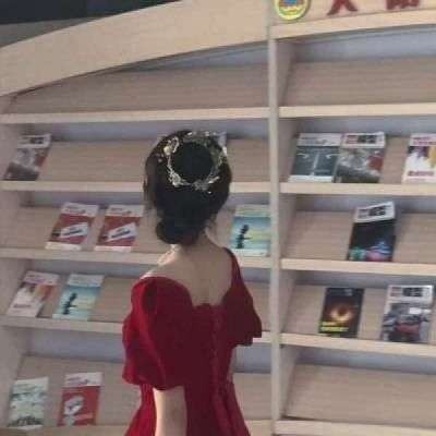 韩璟严.