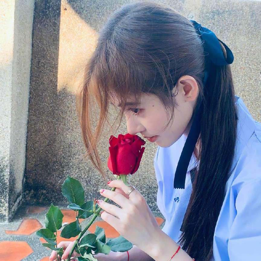 鞠婧祎