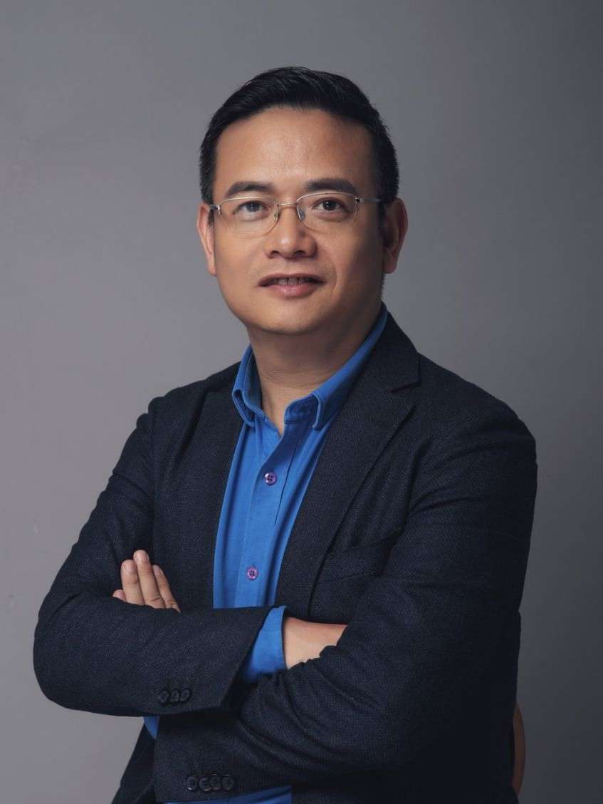 但斌