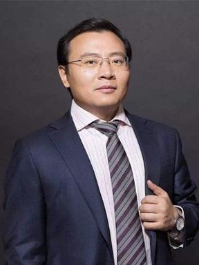 任泽平
