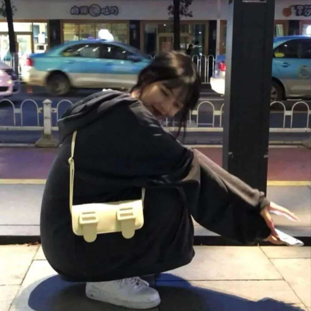 椿汐.