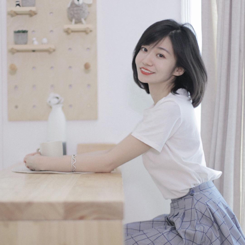 都靓Amber