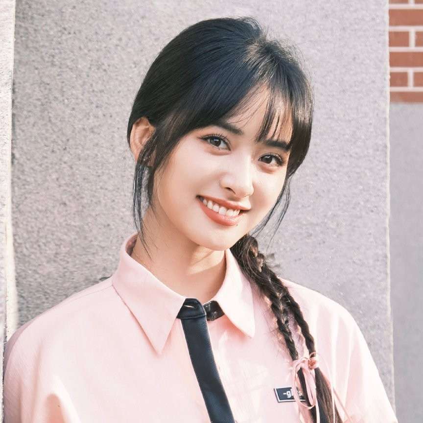 沈月