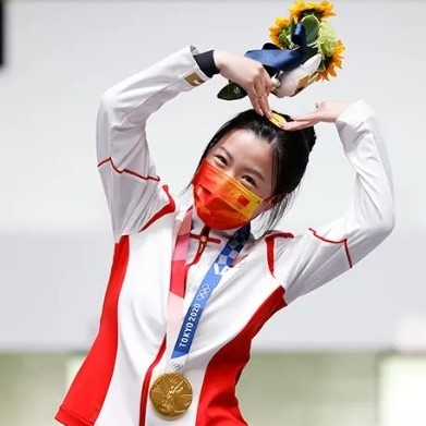 杨倩