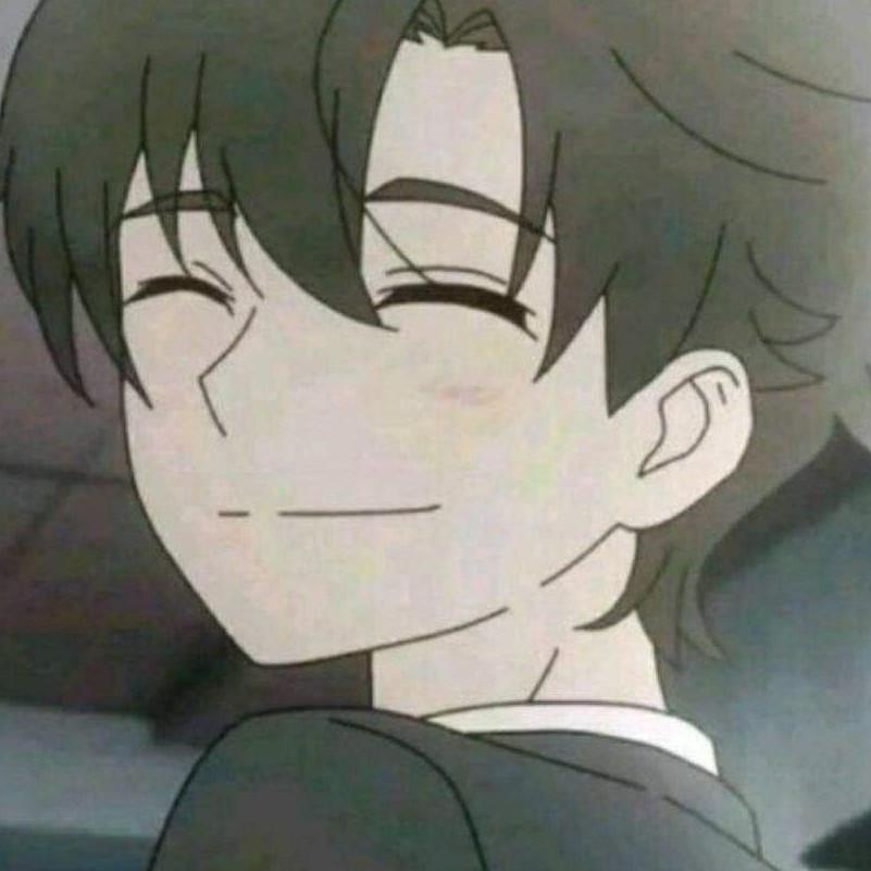 柒柒.