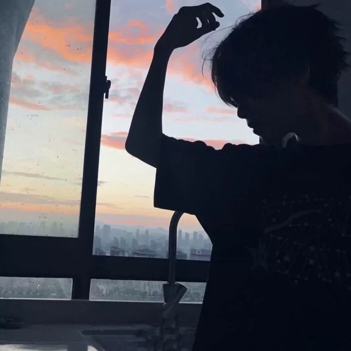 秦肆