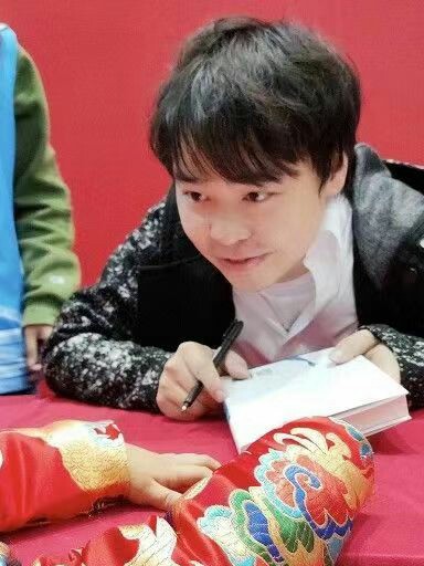 李尚龙