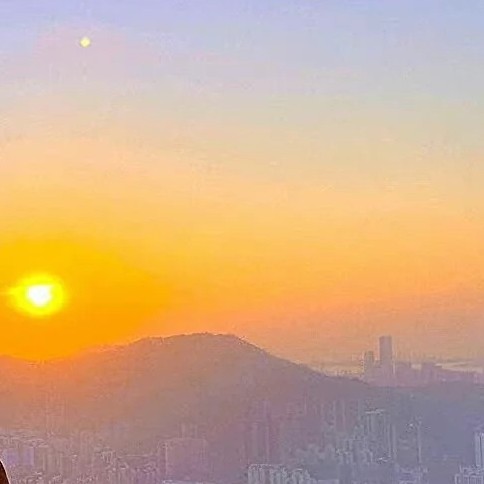 慕炸