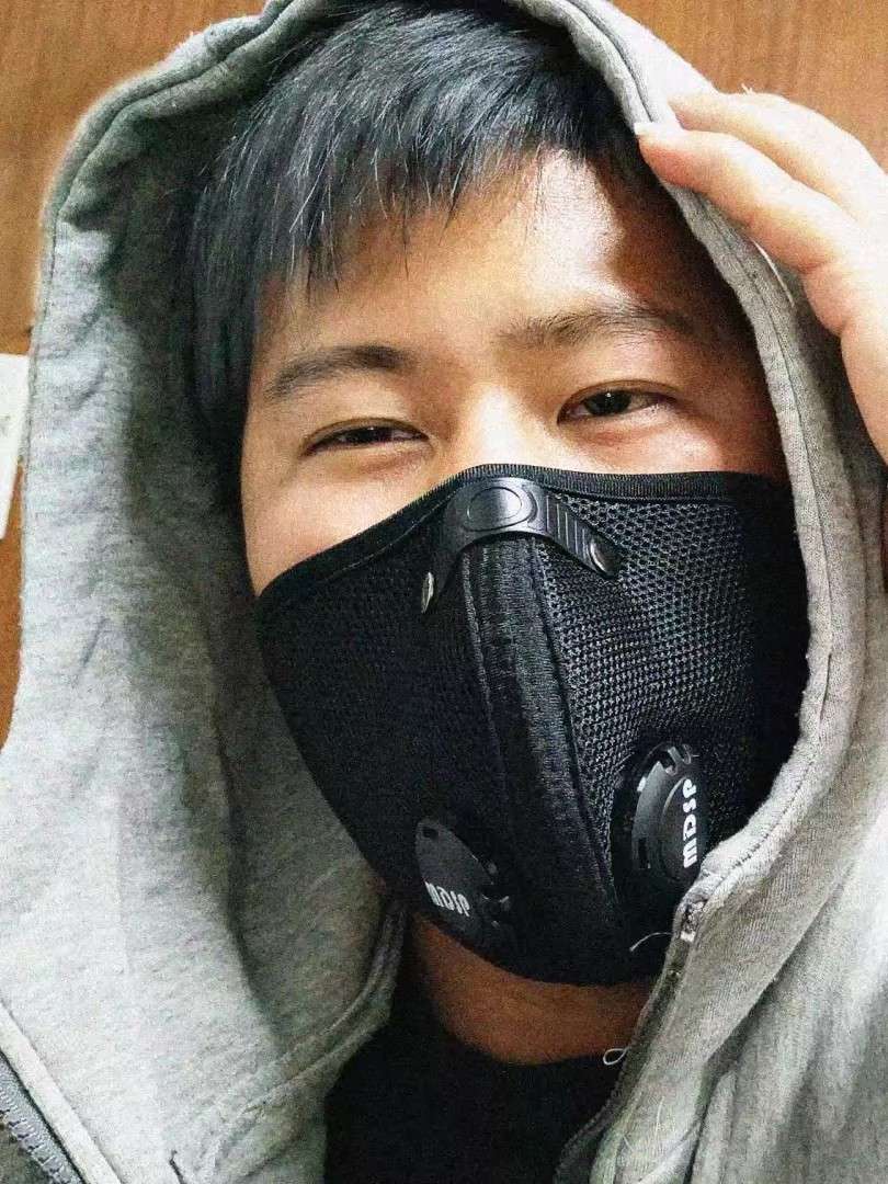 傲凡