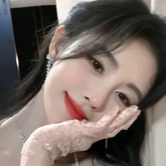 鞠菱莹的专辑