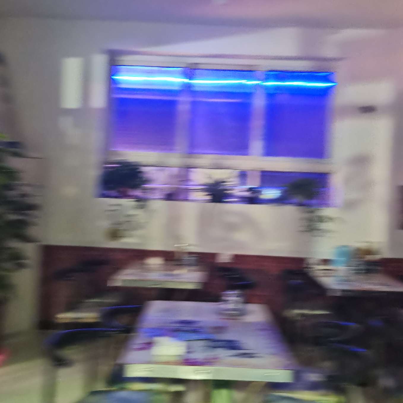 我体寒 我怕黑 我怕疼 我磨人 我手脚冰冷 我经常胃疼 我敏感 我爱胡思乱想 我翻脸比翻书快 所以别再遇见我了