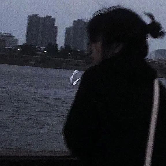 抑郁寡欢
