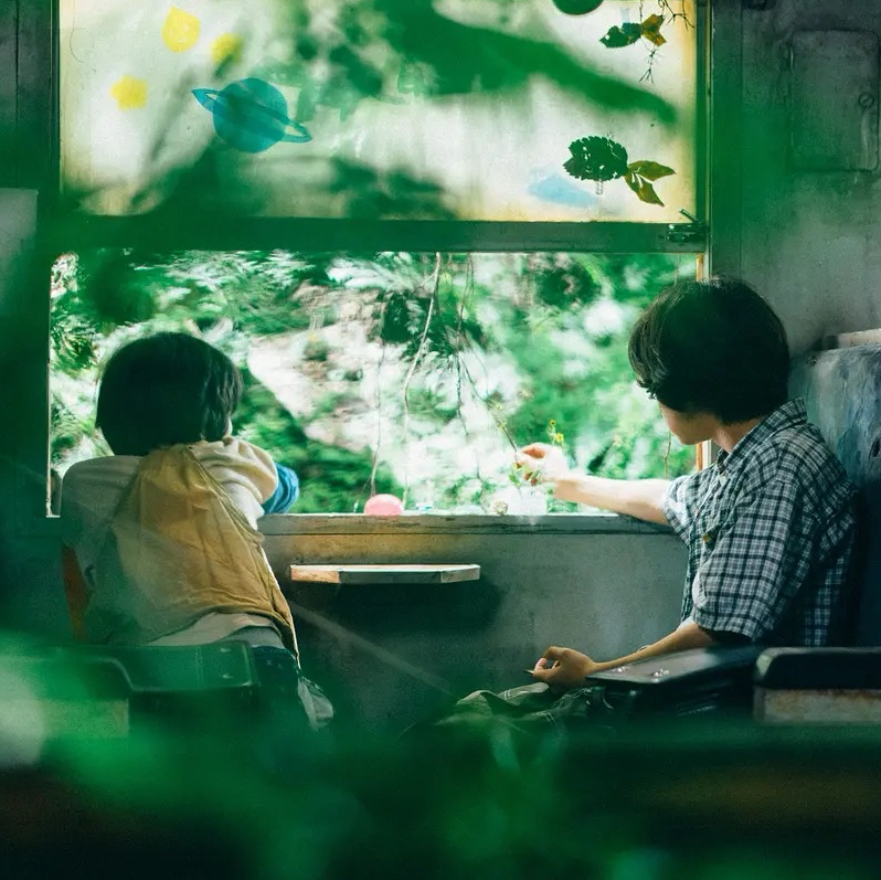那些梅雨季独有的潮湿与细腻