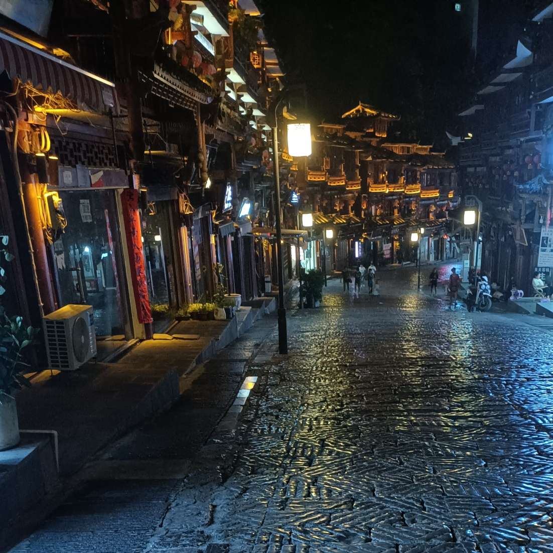 我是谁的专辑