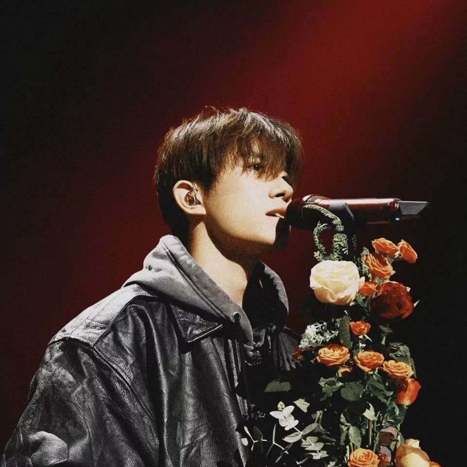 易烊千玺✨