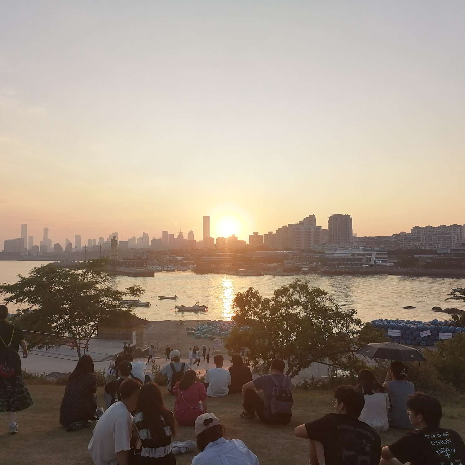 默认