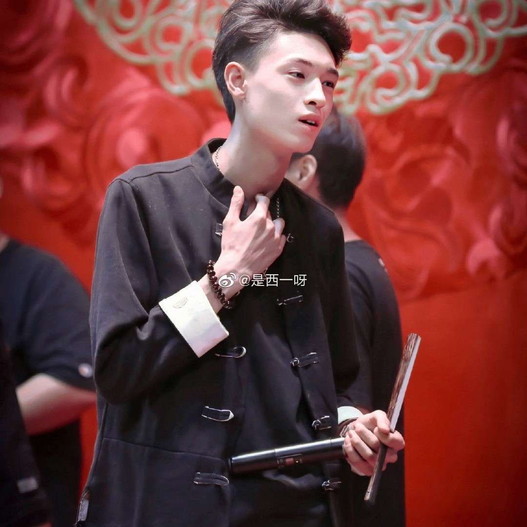 秦家公子