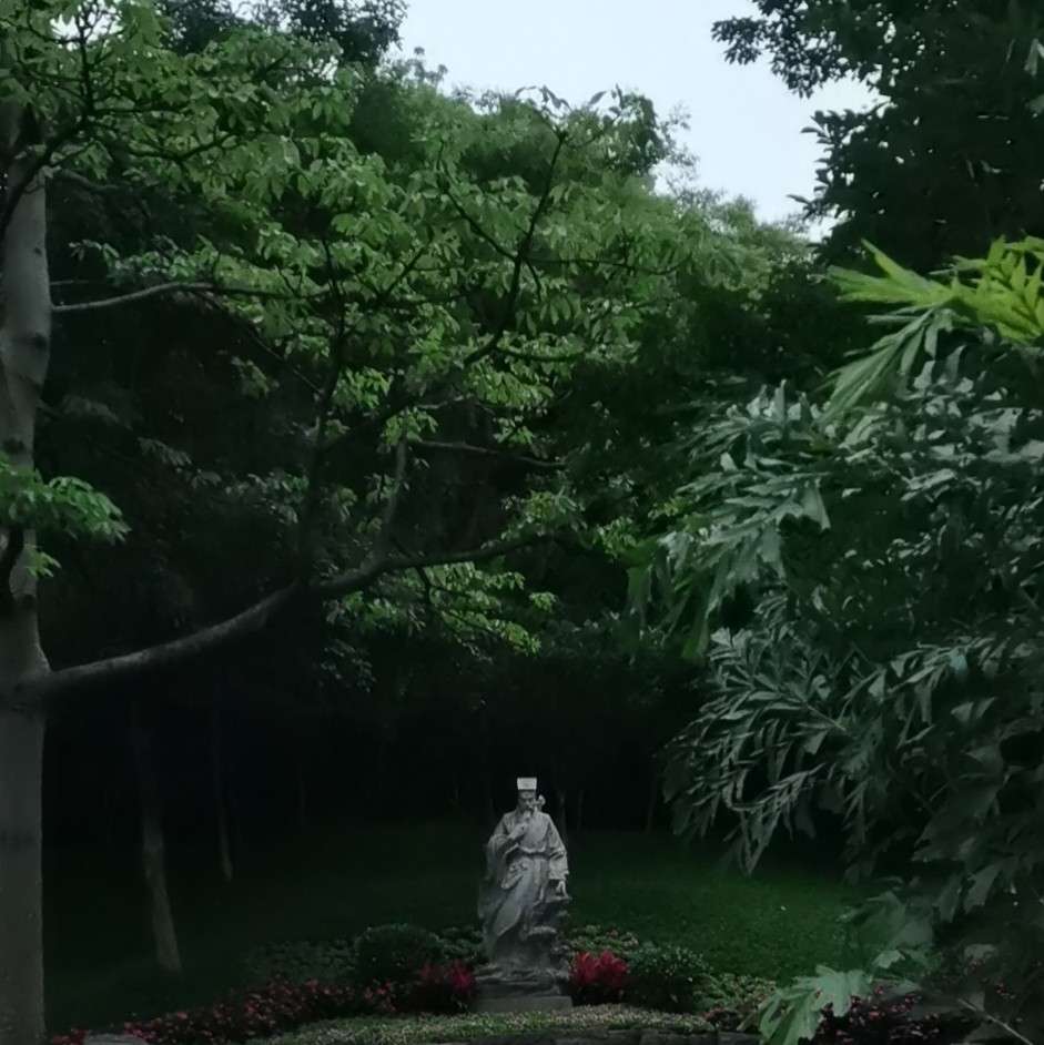 励志缅怀