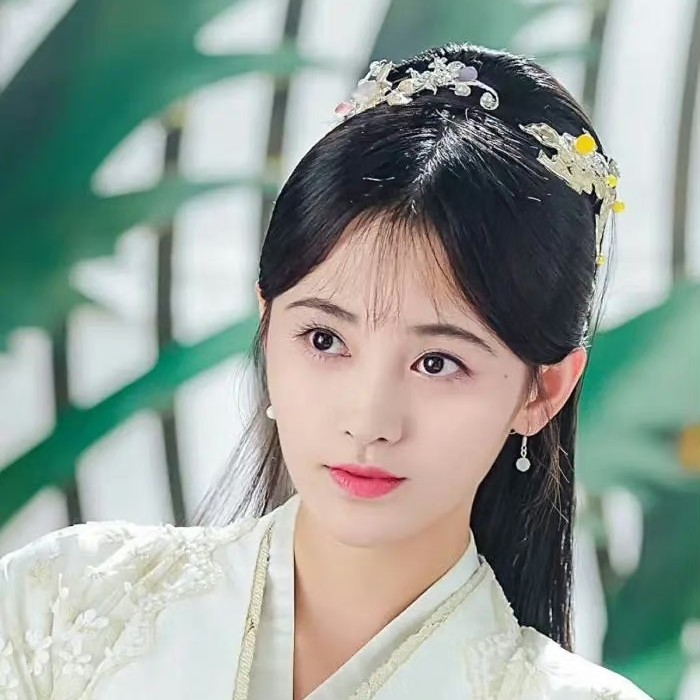 鞠婧祎贴子