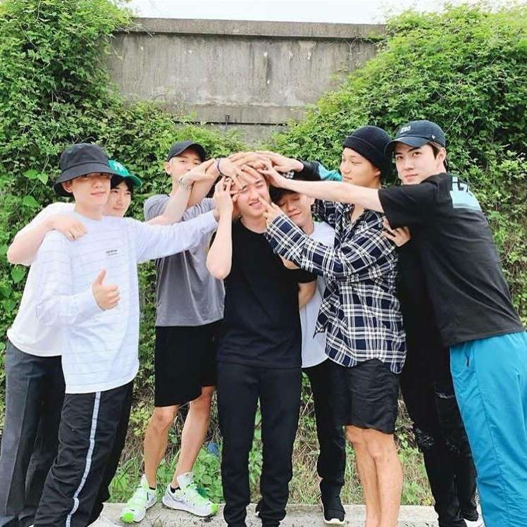 EXO