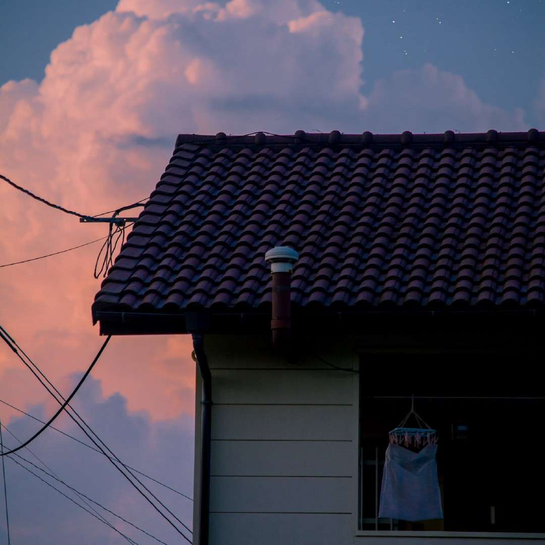 某某