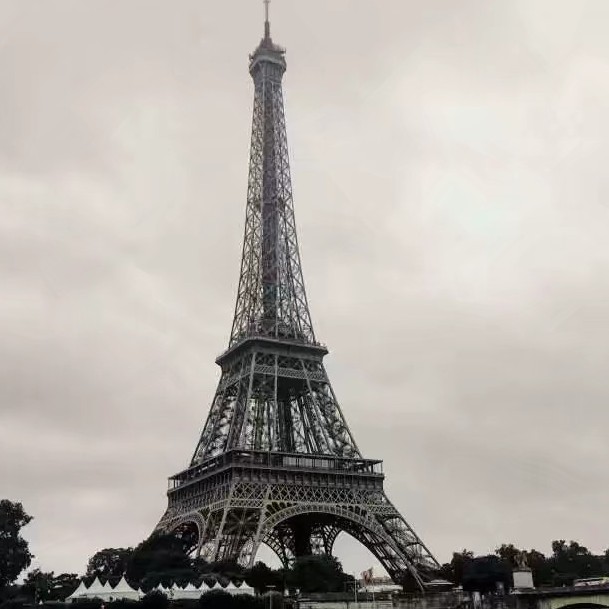 Paris的专辑