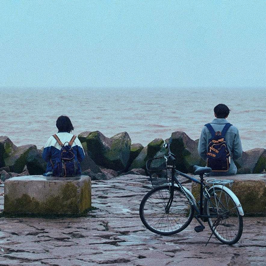 悲伤逆流成河