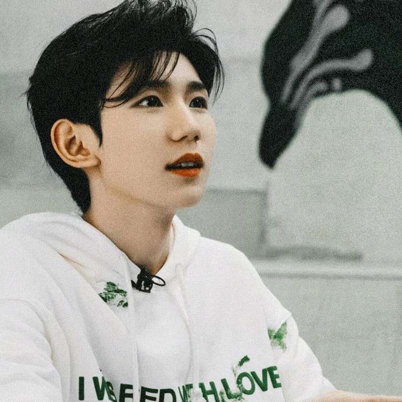 王源