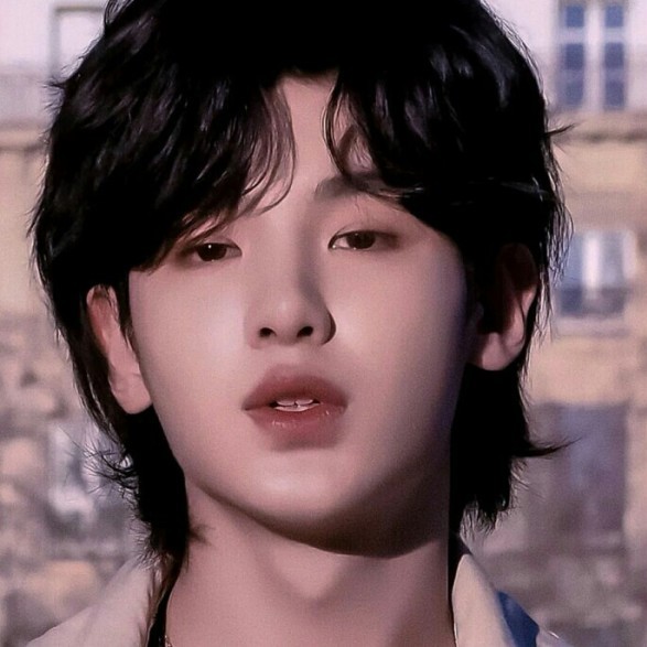 黄明昊