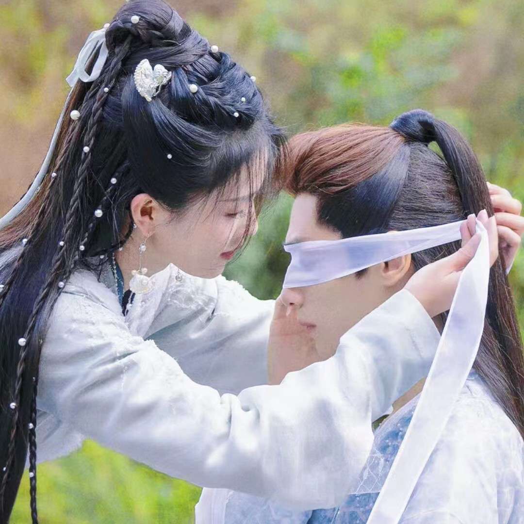长月烬明