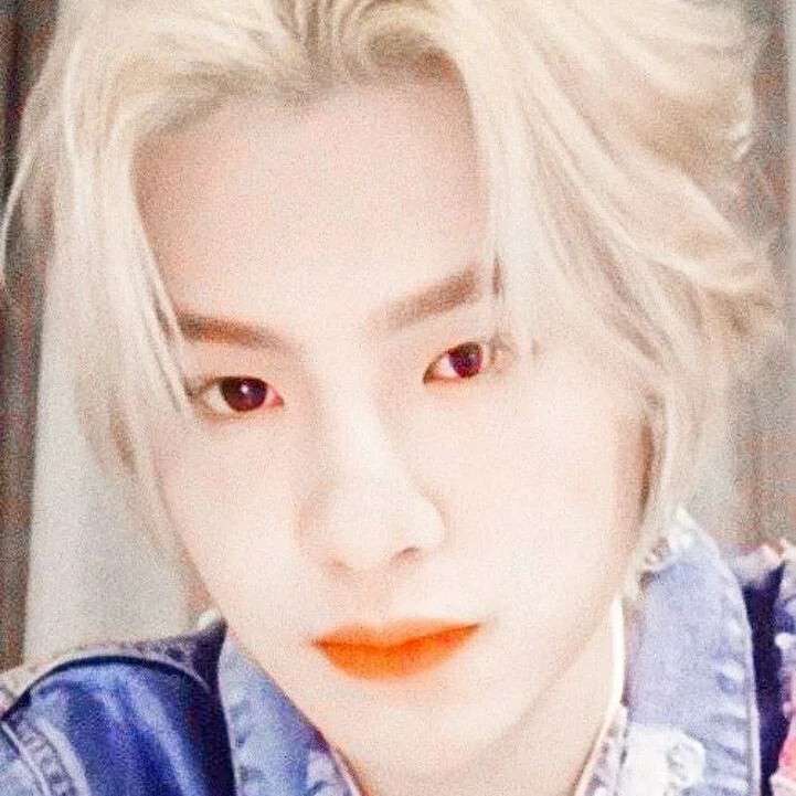 黄明昊