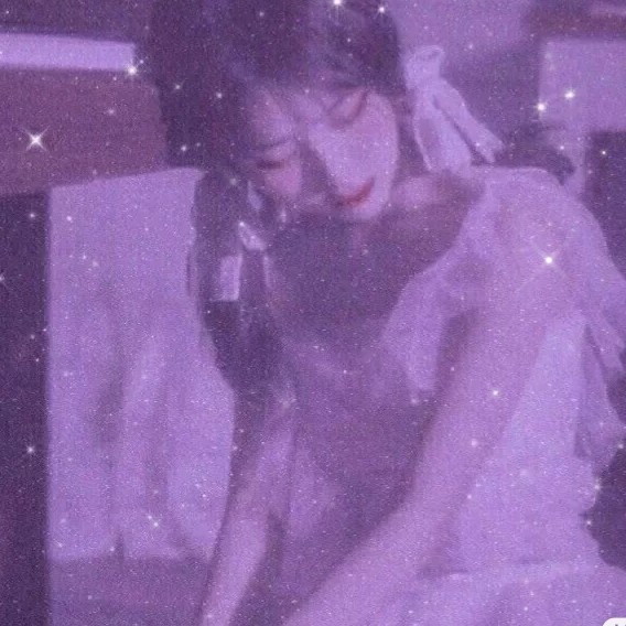 脆弱的她