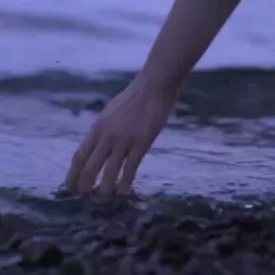 严浩翔