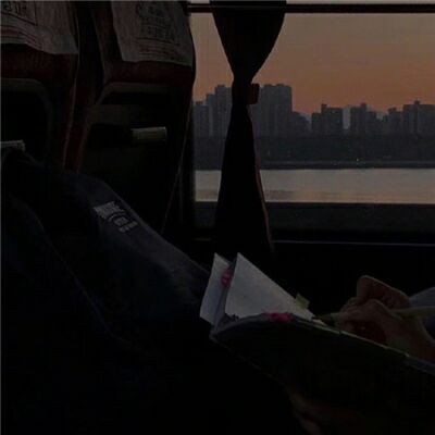 景衾自创