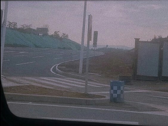 没有他的故事.