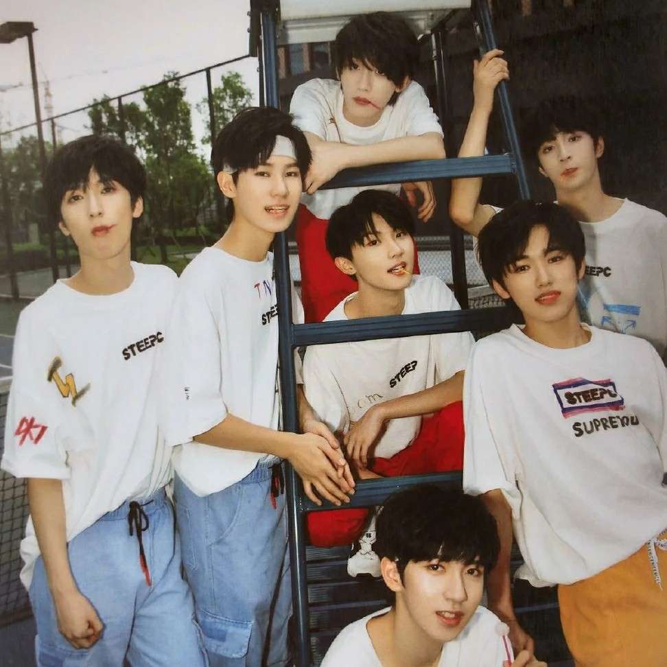 TNT时代少年团