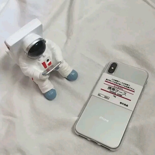 ↑