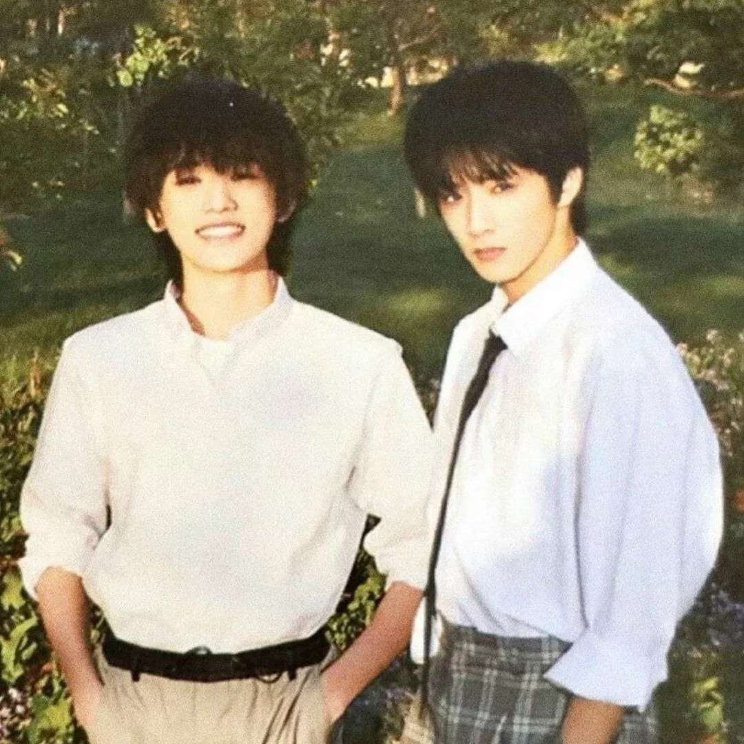 《离港来山》