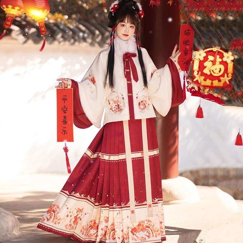鲤白兔