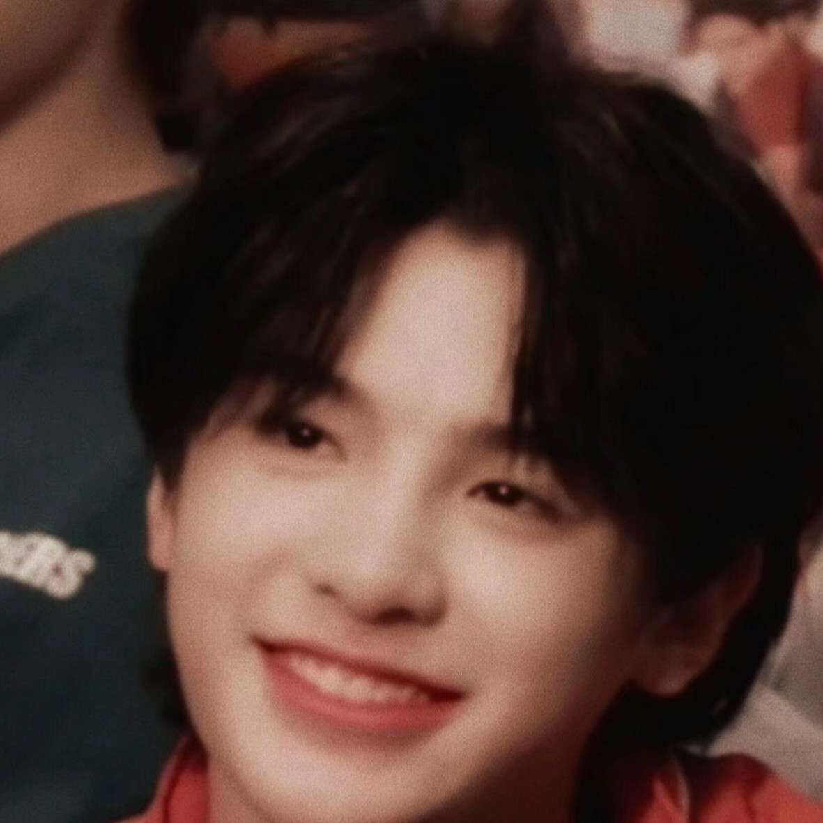 黄明昊