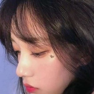 蓝按的专辑