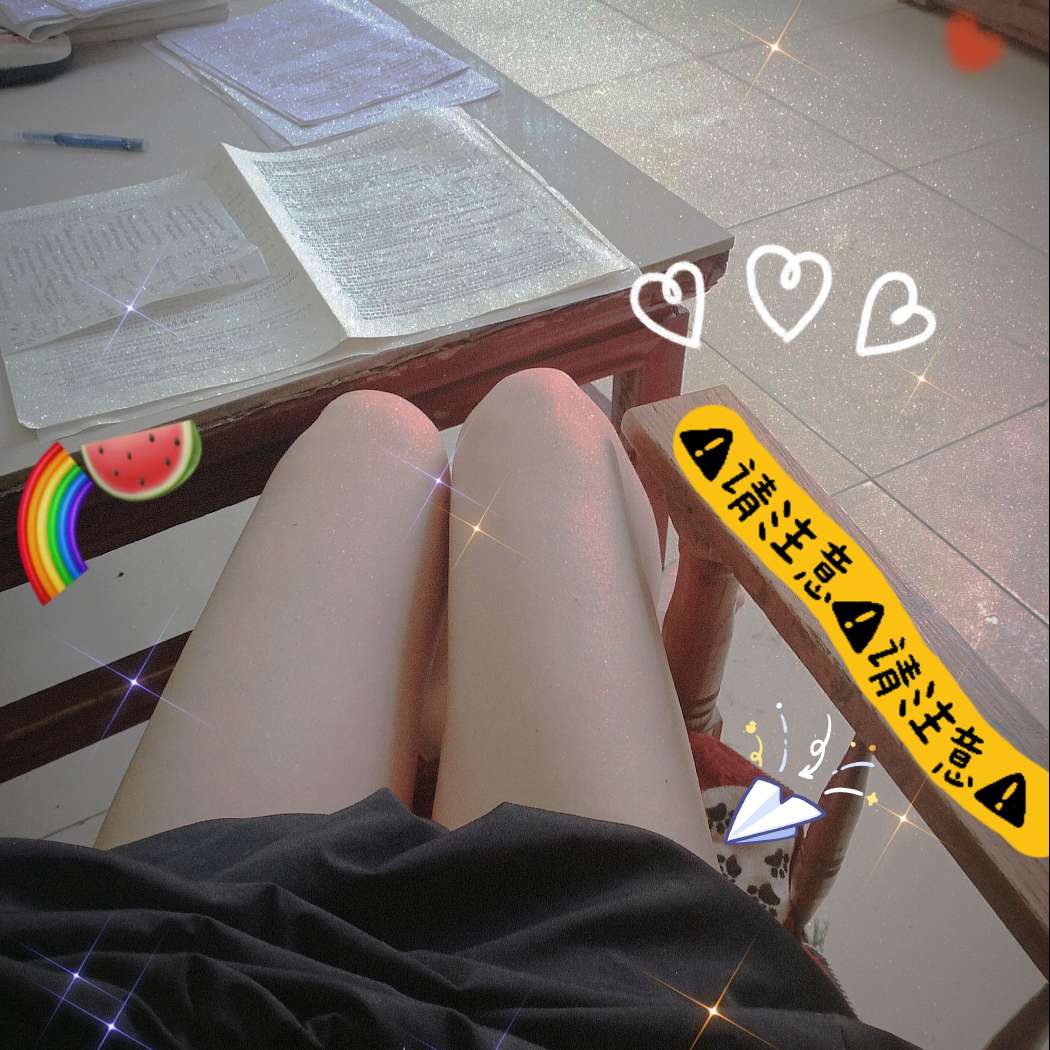 Lovely的专辑